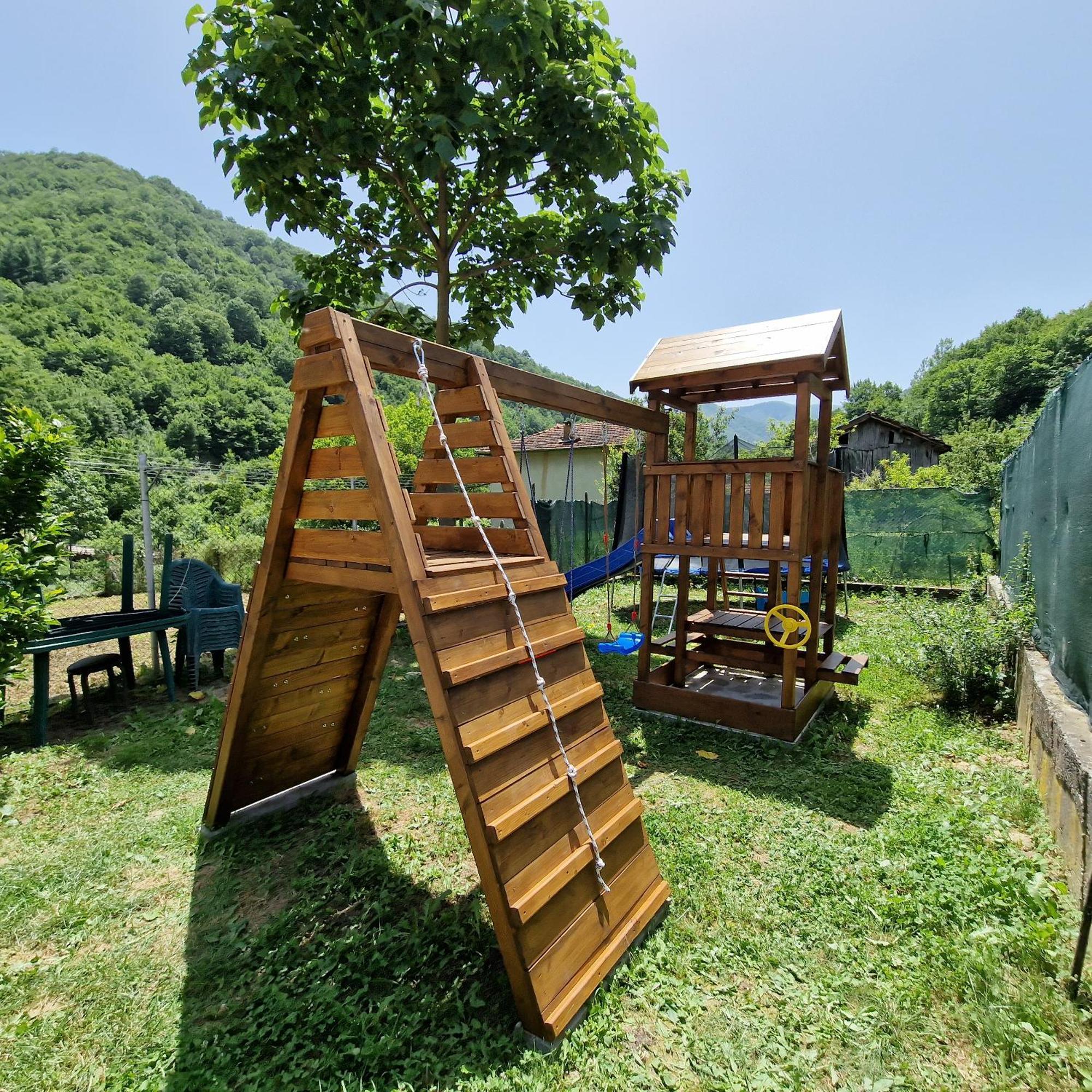 Guest House Ivan Cherni Osum Exterior foto
