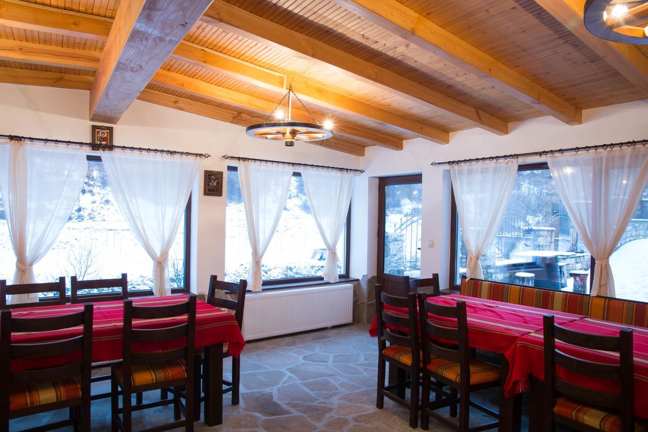 Guest House Ivan Cherni Osum Exterior foto